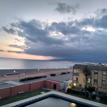 Primera Linea, Magnificas Vistas Al Mar Y A La Playa Retamar  Exterior foto