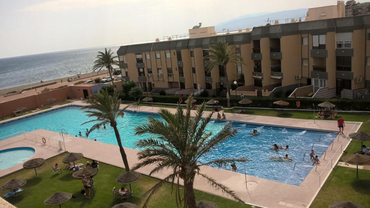 Primera Linea, Magnificas Vistas Al Mar Y A La Playa Retamar  Exterior foto